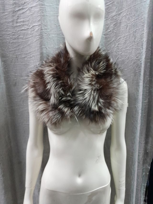 scalda collo vera pelle v olpe argentata