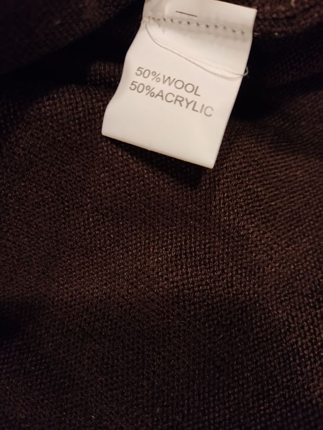 Jersey marrón con pedrería