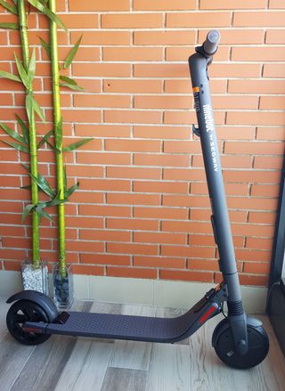 PATINETE NUEVO NINEBOT KICKSCOOTER ES2 300W