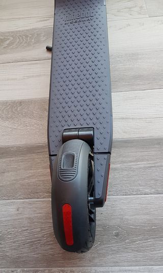 PATINETE NUEVO NINEBOT KICKSCOOTER ES2 300W