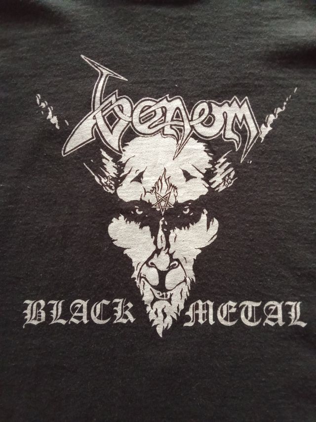 VENOM BLACK METAL CAMISETA.