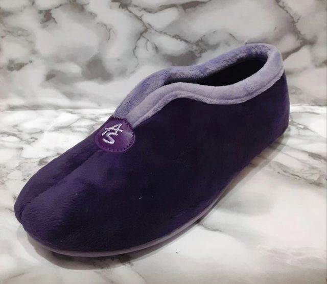 Zapatillas terciopelo nuevas