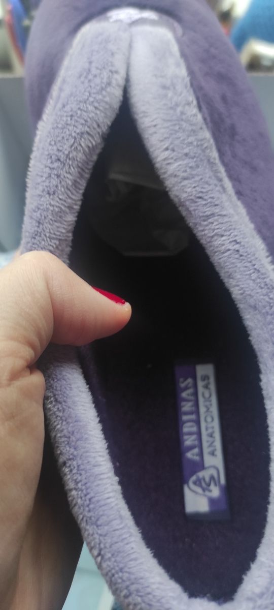 Zapatillas terciopelo nuevas