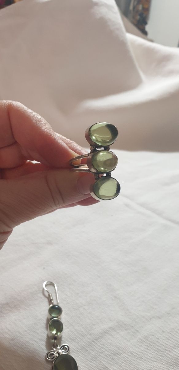 Piccola parure anello e orecchini