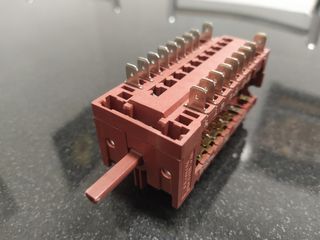 Conmutador Horno Beko
