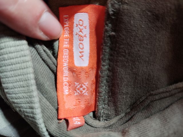 Camiseta manga larga y capucha OXBOW