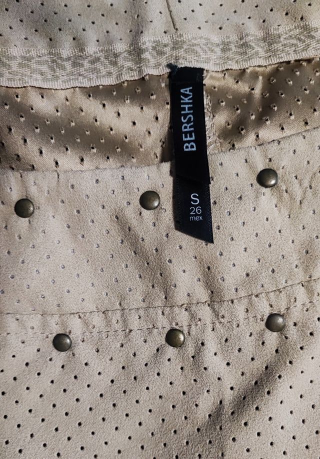 Vestido Bershka beige talla S