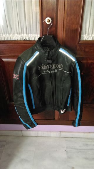 Chaqueta moto cuero mujer