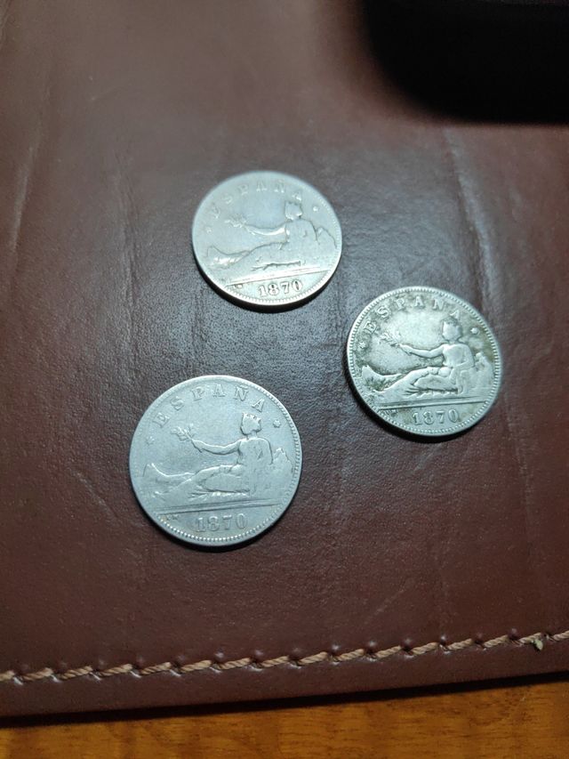 3 monedas de plata de 2 pesetas de 1870