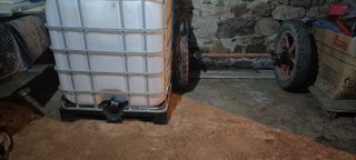 Depósito y eje de carro