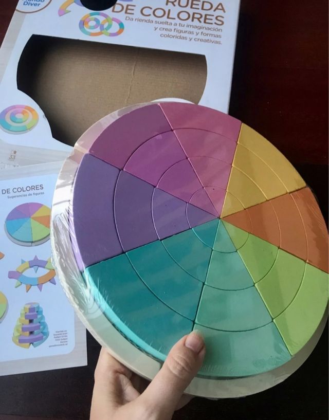 Rueda de Colores de madera. Precintada.