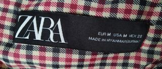 Abrigo negro acolchado Zara