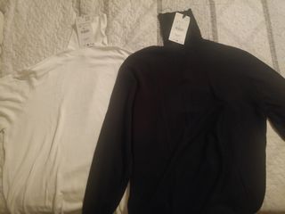 jersey cuello alto negro y blanco