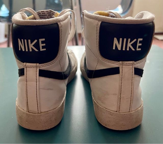NIKE Blazer Mid' 77