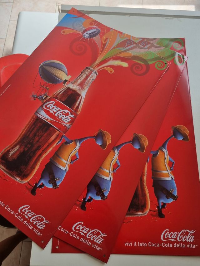 3 targhe coca-cola uguali