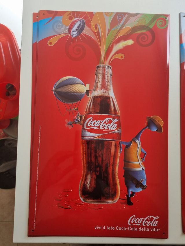 3 targhe coca-cola uguali