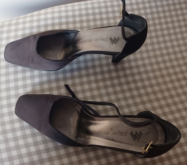 Zapatos tacón,  raso marrón