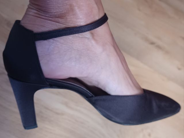 Zapatos tacón,  raso marrón