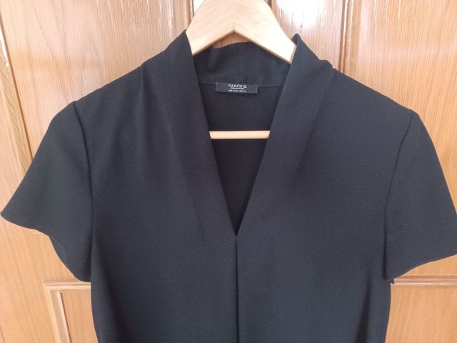 Camisa negra manga corta