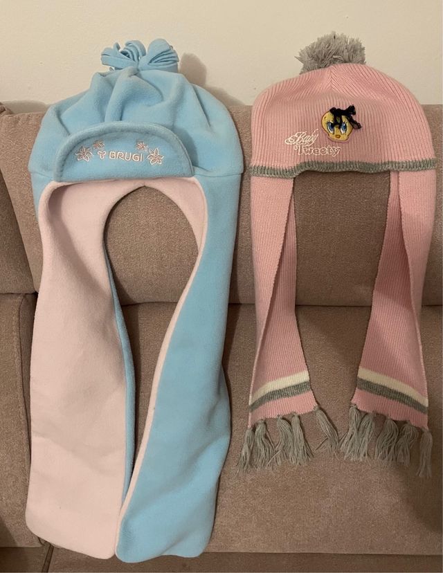 Berretti bambiba con sciarpa 3 anni