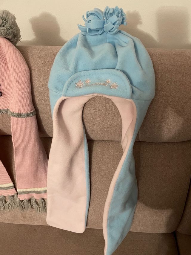 Berretti bambiba con sciarpa 3 anni