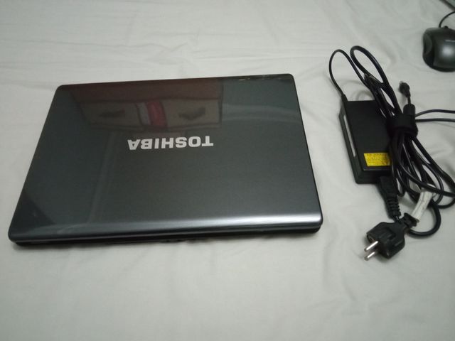 Portátil Toshiba Satellite l300