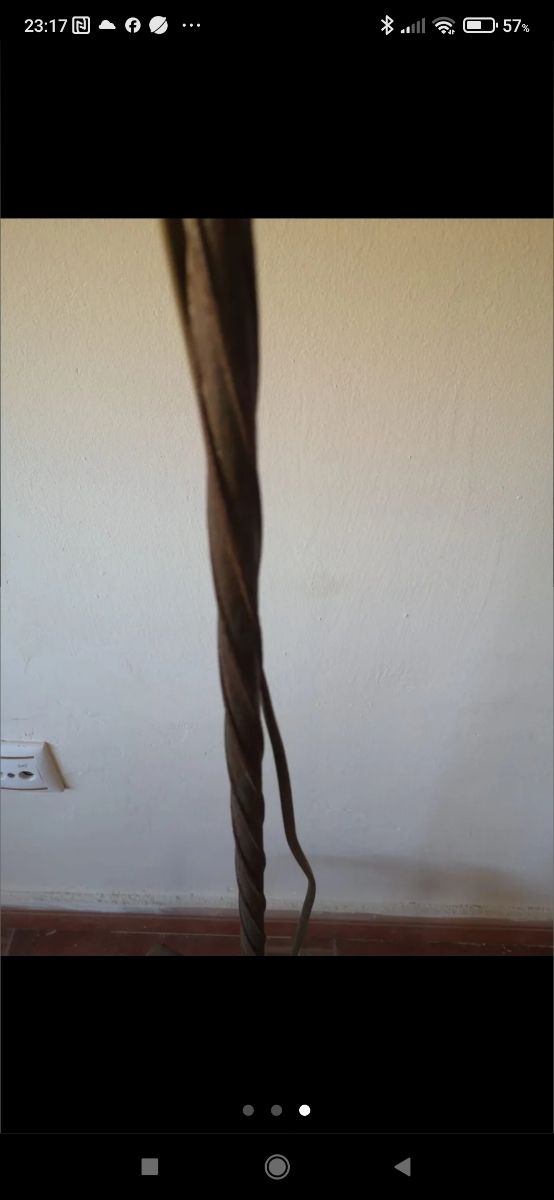 Lámpara de pie forma fundición Vintage