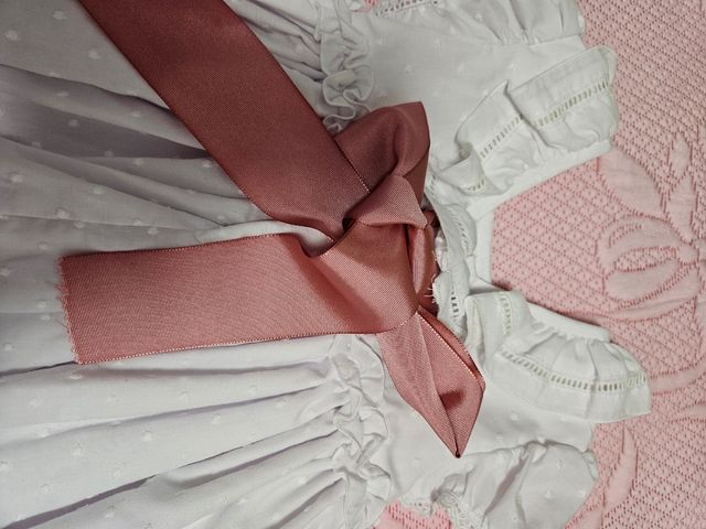 Vestido blanco de plumeti