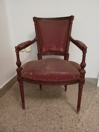 Sillón cuero antiguo de escritorio
