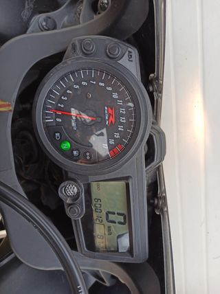Suzuki gsxr 600