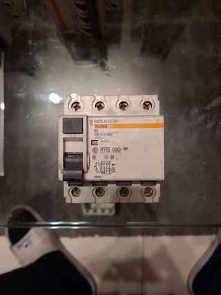 INTERRUPTOR/DIFERENCIAL