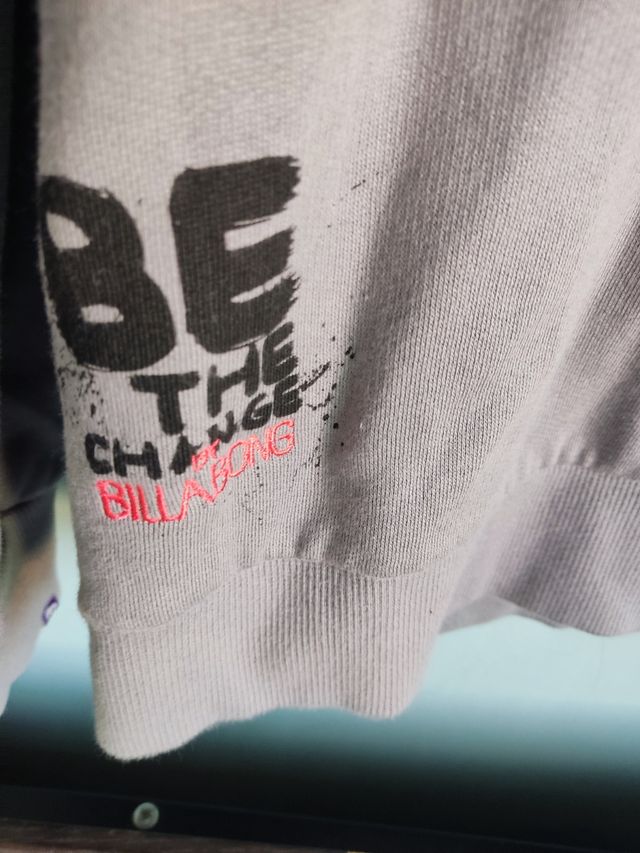 Sudadera Billabong  gris muy abrigada talla M