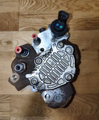 Bomba inyectora alta presion Renault Trafic II DCi