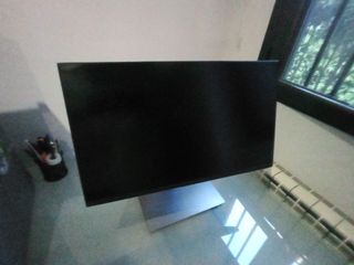 Monitor HDMI , DP,DVI  genérico de 24" 