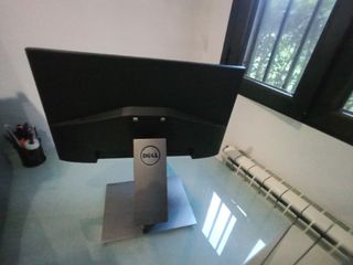 Monitor HDMI , DP,DVI  genérico de 24" 
