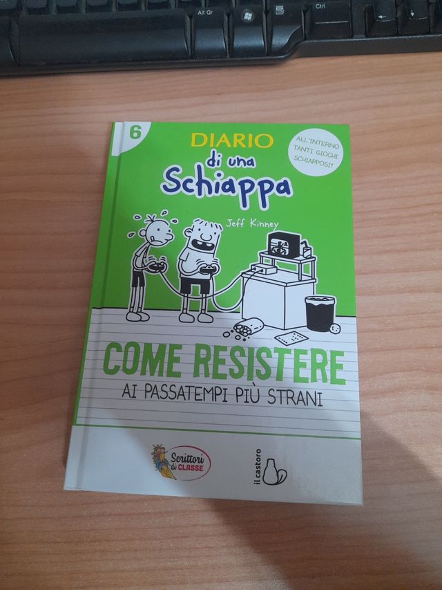 Libro "Diario di una schiappa" Vers. Ita