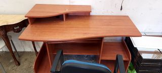 Mesa de estudio para ordenador