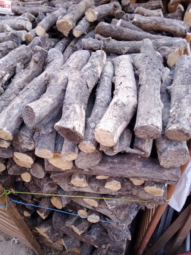 Leña seca especial barbacoas