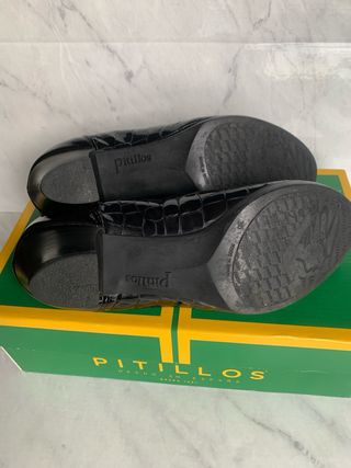Zapatos marca Pitillos de señora número 36 negros