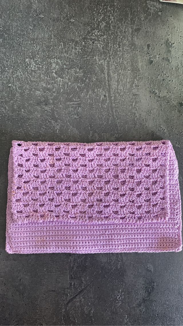 astuccio fatto all’uncinetto