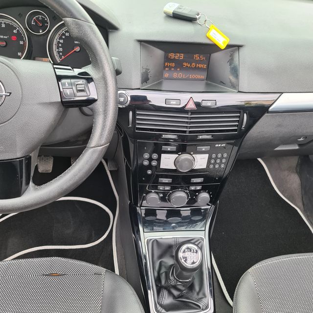 Opel Astra 2008
