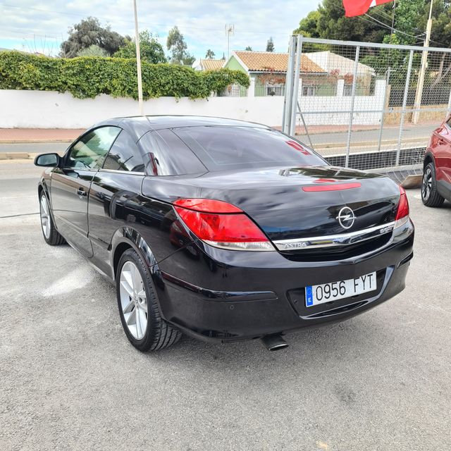 Opel Astra 2008