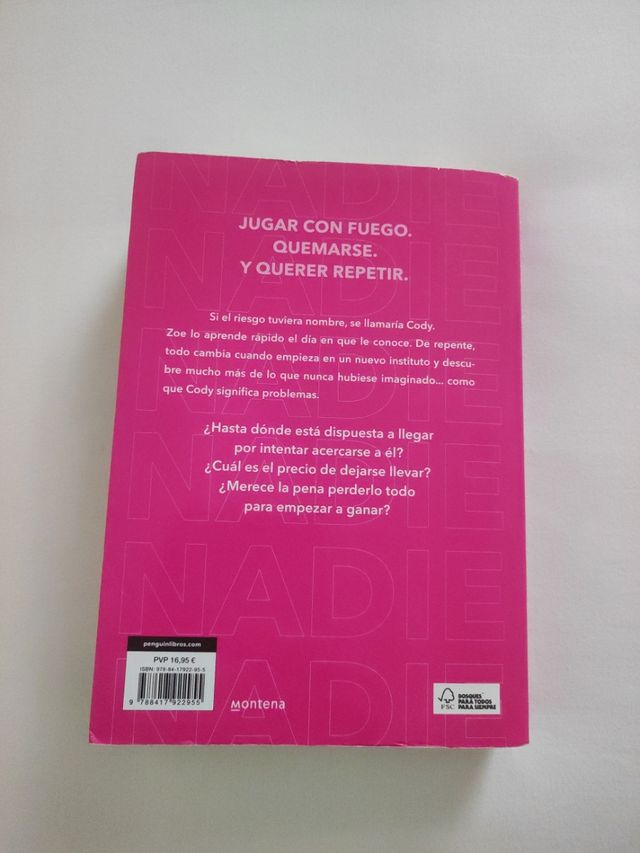 2 Libros lectura juvenil de Martina "Nadie como el