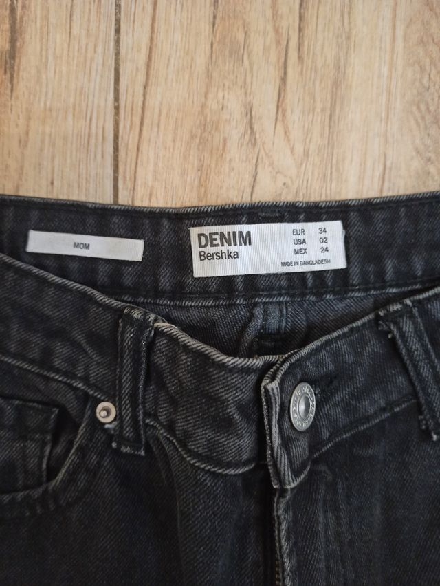 Jeans Bershka Mom nero