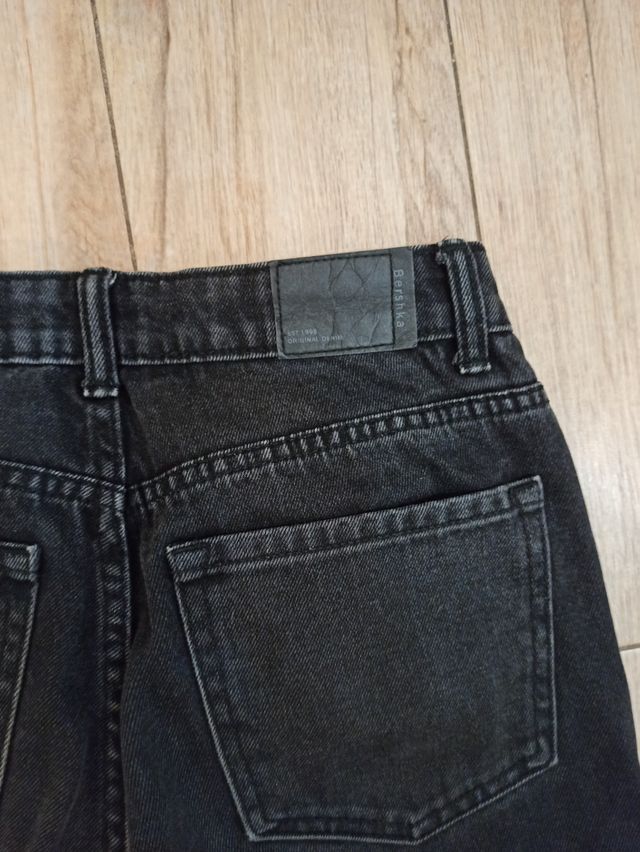 Jeans Bershka Mom nero