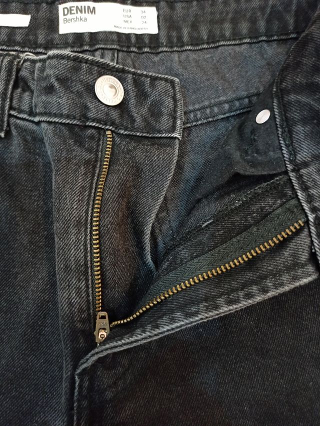 Jeans Bershka Mom nero