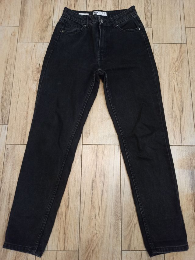 Jeans Bershka Mom nero