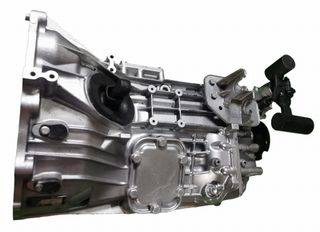 Transmisión IVECO 2.3 HPI 8872512 5 Velocidades