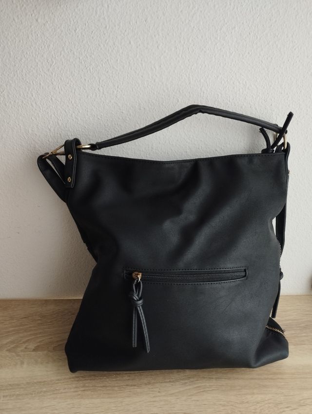 Bolso tachuelas negro