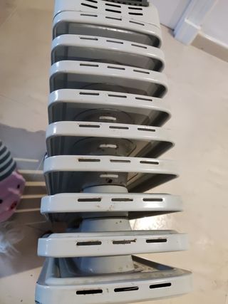 Radiador Eléctrico de Aceite DeLonghi